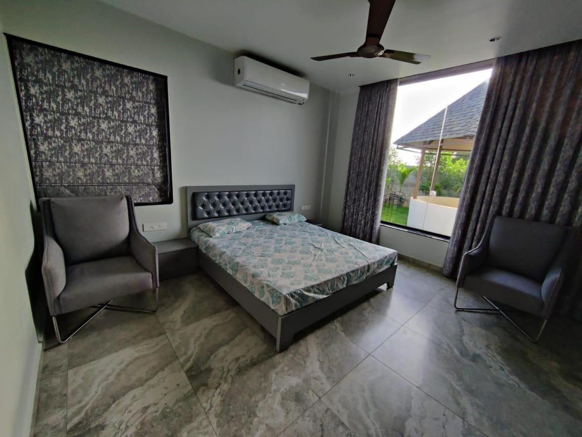 V R Farms Exotic Villa Venkatāpur Exteriör bild