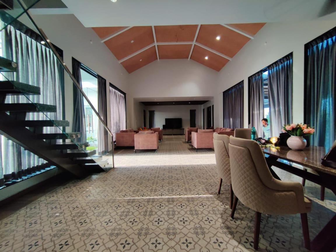 V R Farms Exotic Villa Venkatāpur Exteriör bild