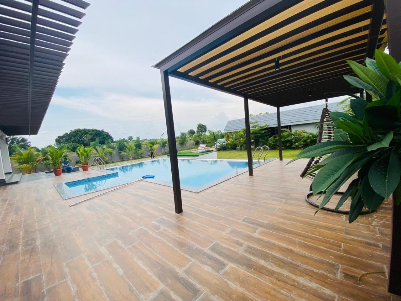 V R Farms Exotic Villa Venkatāpur Exteriör bild